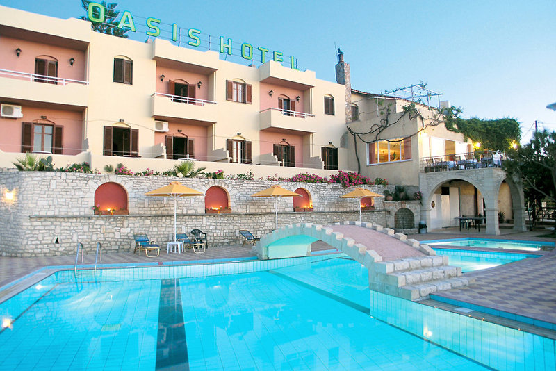 Oasis Hotel in Rethymno, Heraklion (Kreta) Pool