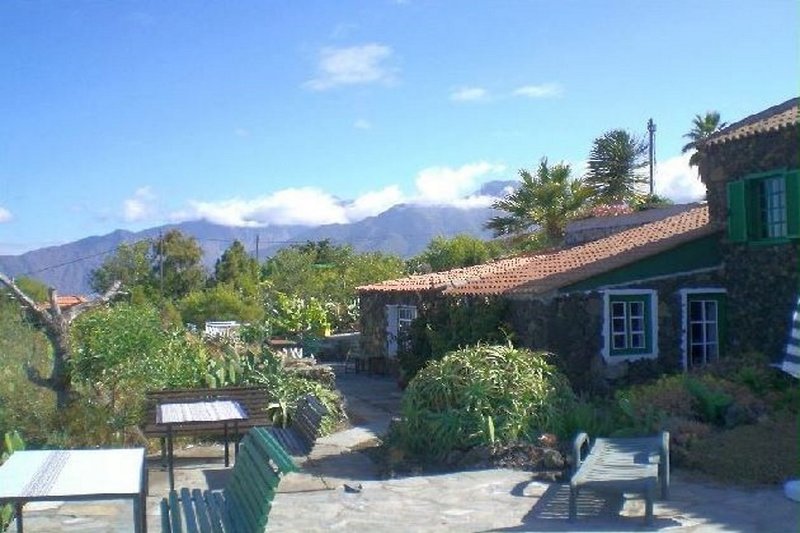 Finca Monte Mar 1+2 in Los Llanos de Aridane, La Palma Garten