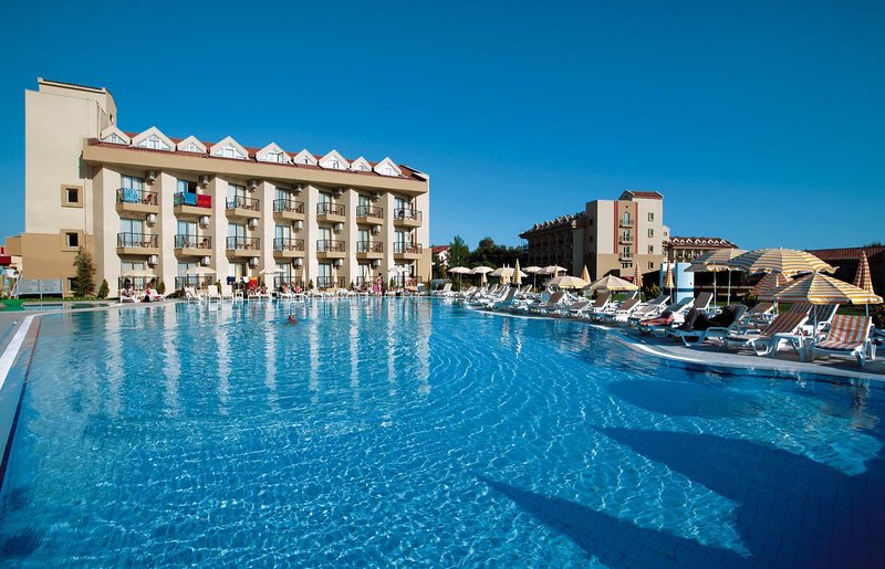 Victory Resort Hotel in Çolakli, Antalya Pool