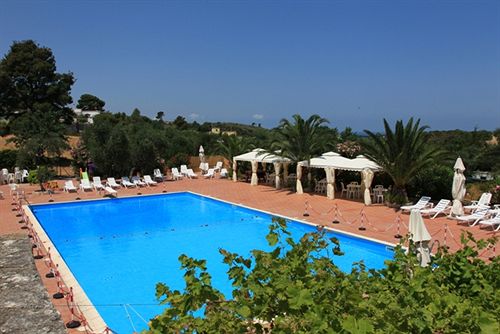 Club Bellavista in Vieste, Brindisi Pool