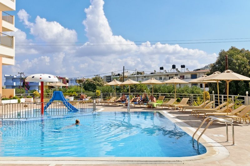 Nereides in Karpathos-Stadt, Karpathos Pool