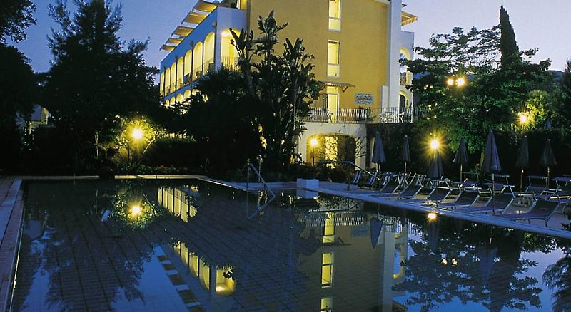 Hotel San Giovanni Terme in Ischia, Neapel Pool