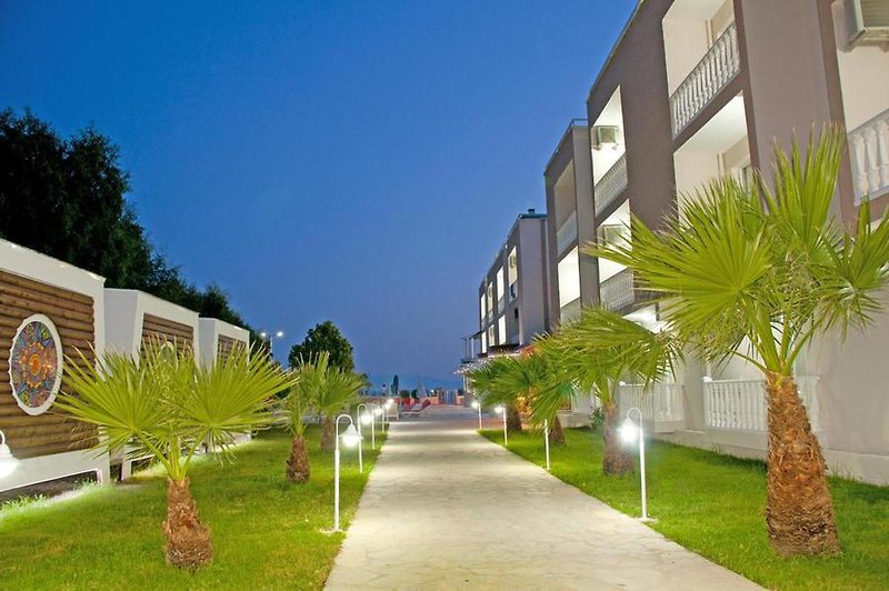 Dogan Beach Resort & Spa in Özdere, Izmir Garten