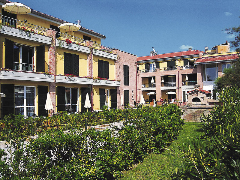 Residence Continental Resort in Tirrenia, Pisa Außenaufnahme