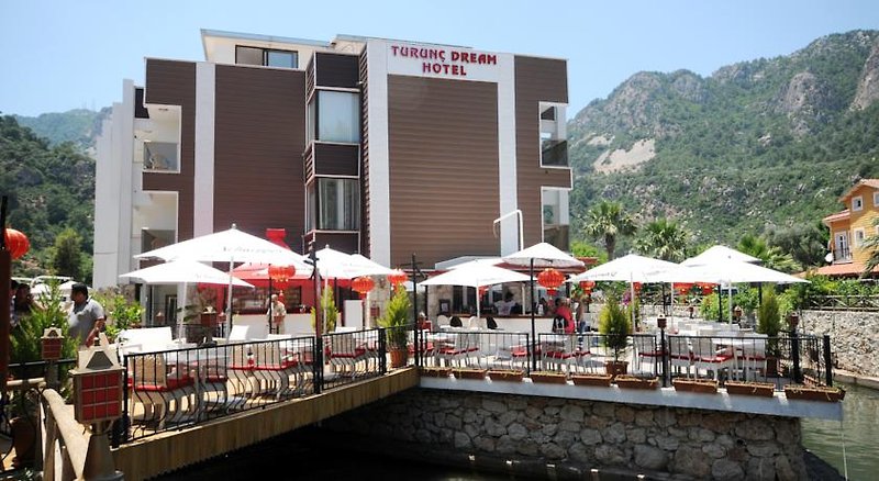 Turunc Dream Hotel in Turunç, Dalaman Bar