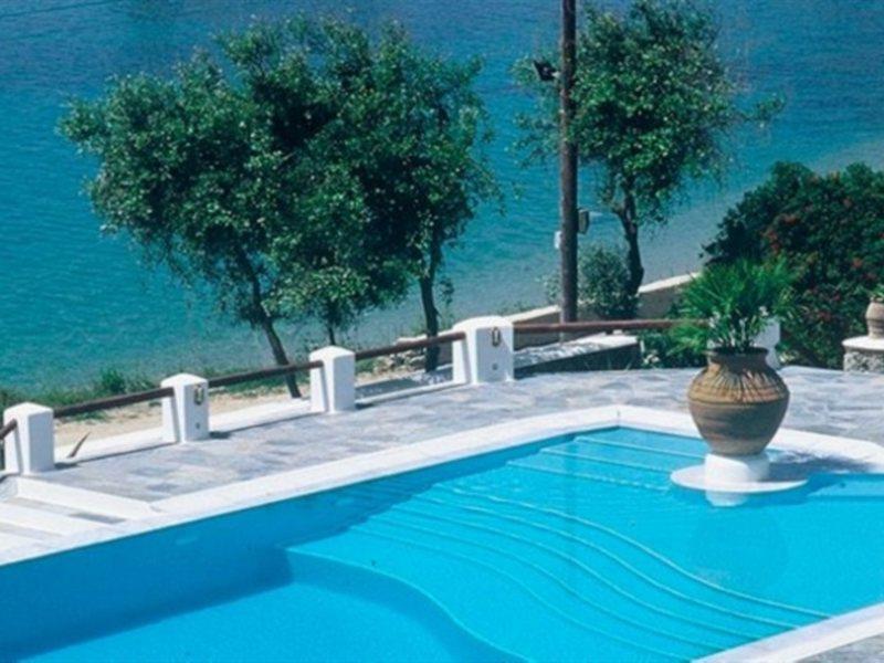 Olia Hotel in Tourlos, Mykonos Pool