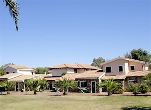 Hotel Club Le Rose in San Teodoro, Olbia,Sardinien Außenaufnahme