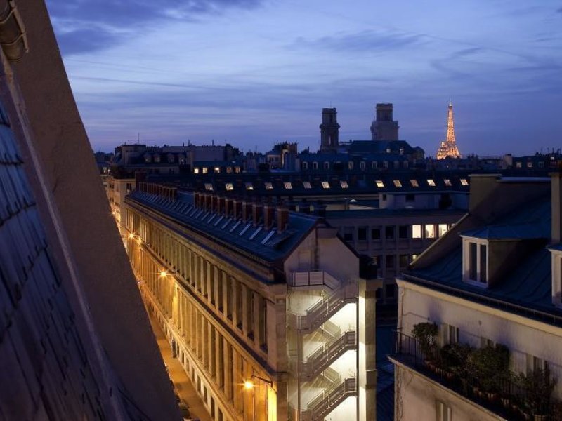 Le Petit Belloy Saint-Germain in Paris, Paris-Orly Außenaufnahme