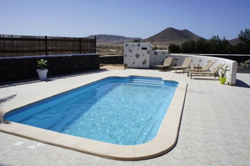 Casa Indira in Lajares, Fuerteventura Pool